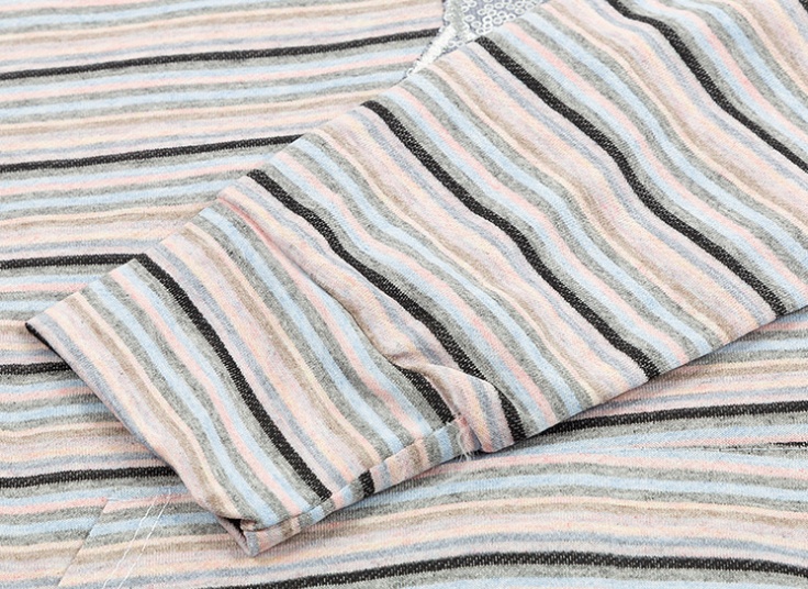 ست بلوز شلوار کلاهدار طرح ه