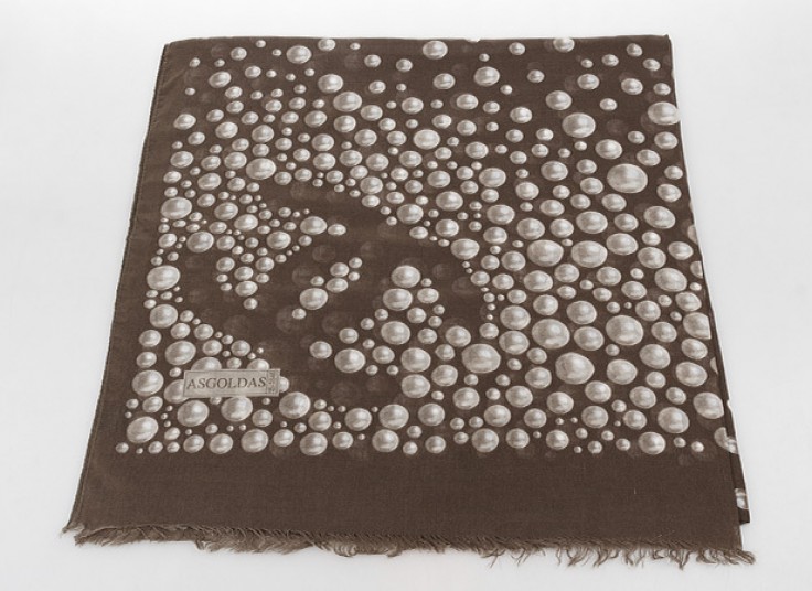 شال نخی CHANEL