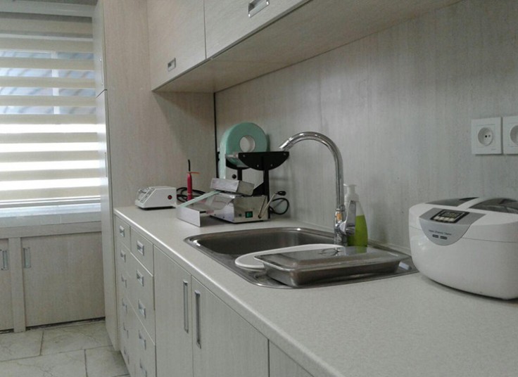 مطب دندانپزشکی آریا