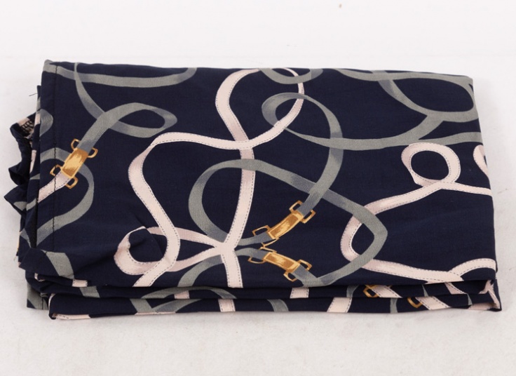 ساحلی زنانه چین دار