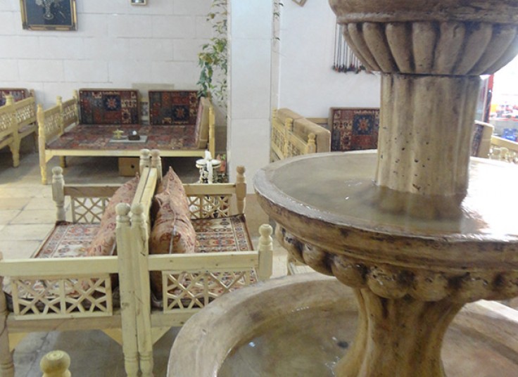 دیزی و سرویس قلیان سفره خانه شبستان