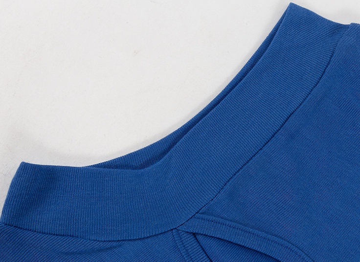 تاپ یقه سه سانت زنانه