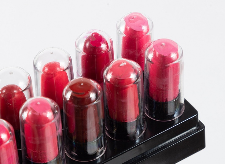 پک 12 عددی رژ لب های مینی BIOAQUA