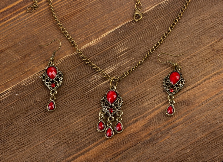 نیم ست زیورآلات طرح اسلیمی