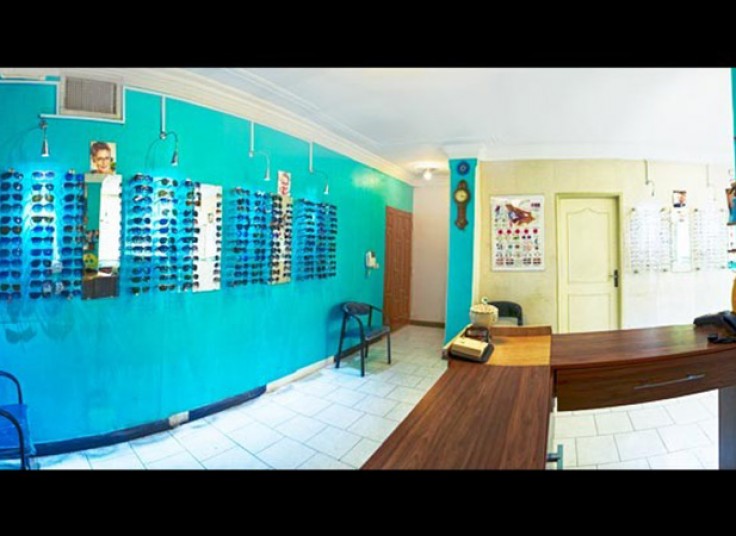 معاینه چشم آفتاب گستر قلعه