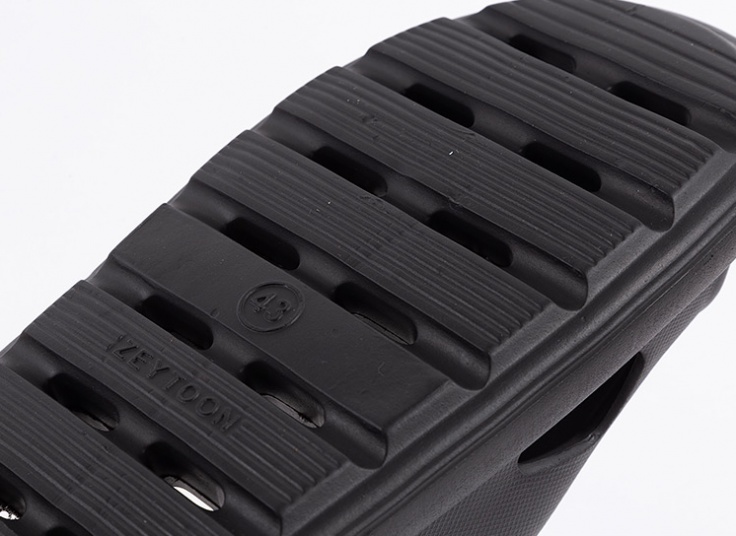 دمپایی استخری مردانه zeytoon