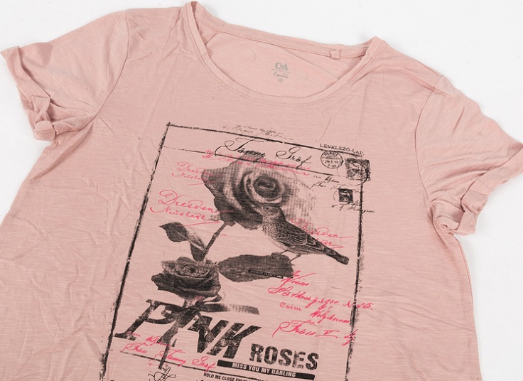 تیشرت زنانه طرحدار C & A