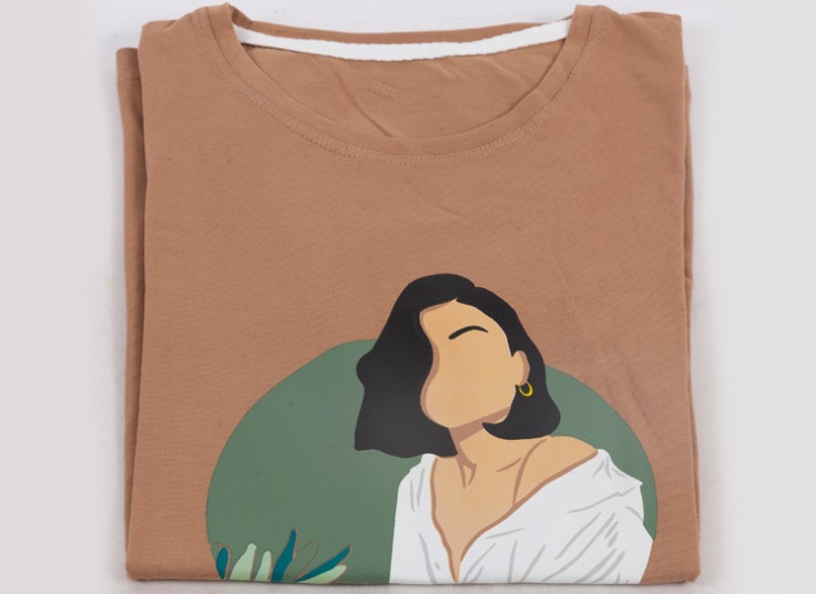 تیشرت زنانه طرح Face off