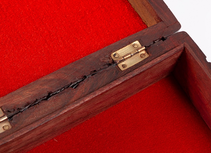 جعبه چوبی منبت کاری