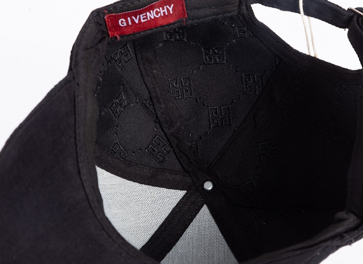 کلاه کپ طرح Givenchy