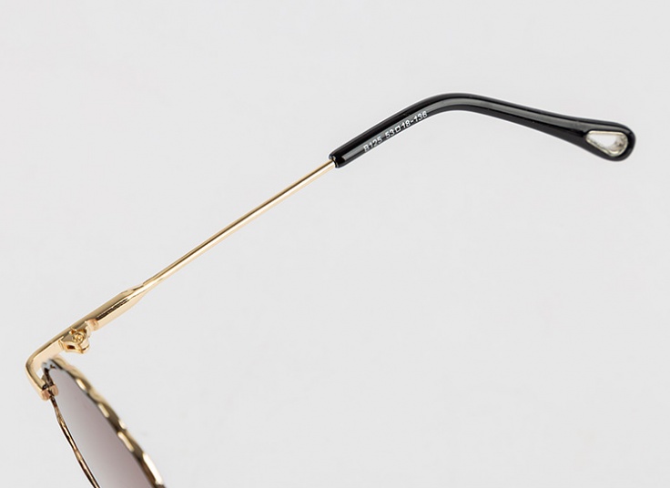 عینک آفتابی زنانه Chanel