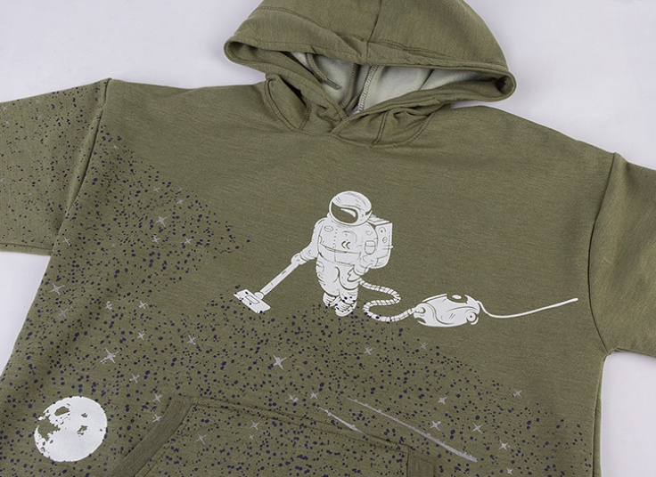 هودی کلاهدار Astronaut