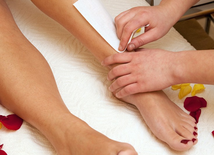 اپیلاسیون سالن زیبایی پانیذ طلایی