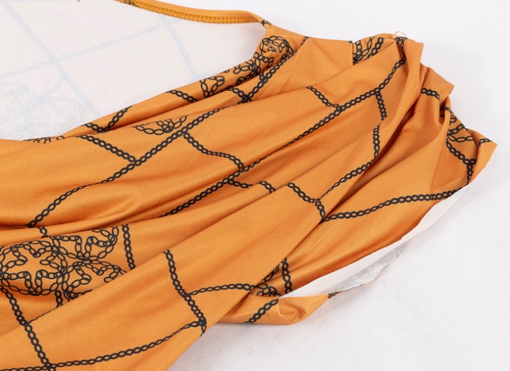 تاپ یقه شل فلامنت