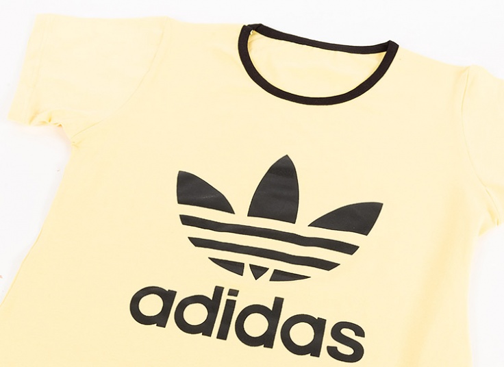 تیشرت زنانه طرح Adidas