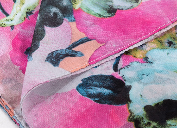 روسری چاپی طرح گل