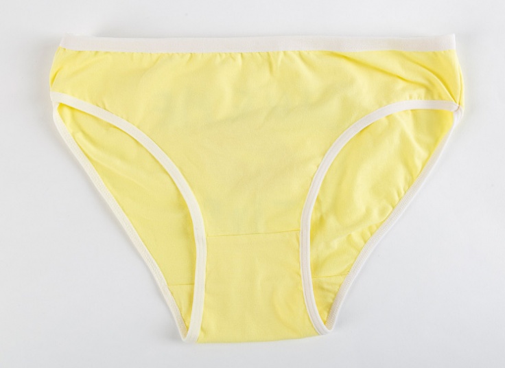 بسته چهار عددی لباس زیر زنانه