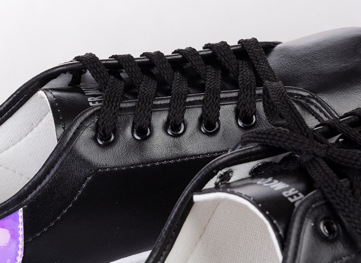 کفش اسنیکرز زنانه Alexander McQueen