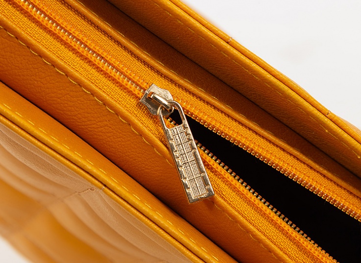 کیف دوشی زنانه CHANEL