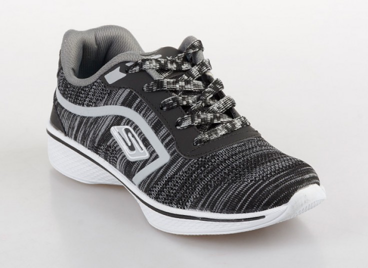 کتانی زنانه طرح Skechers