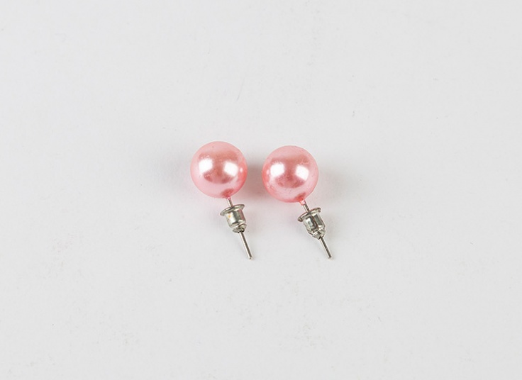 گوشواره مرواریدی میخی