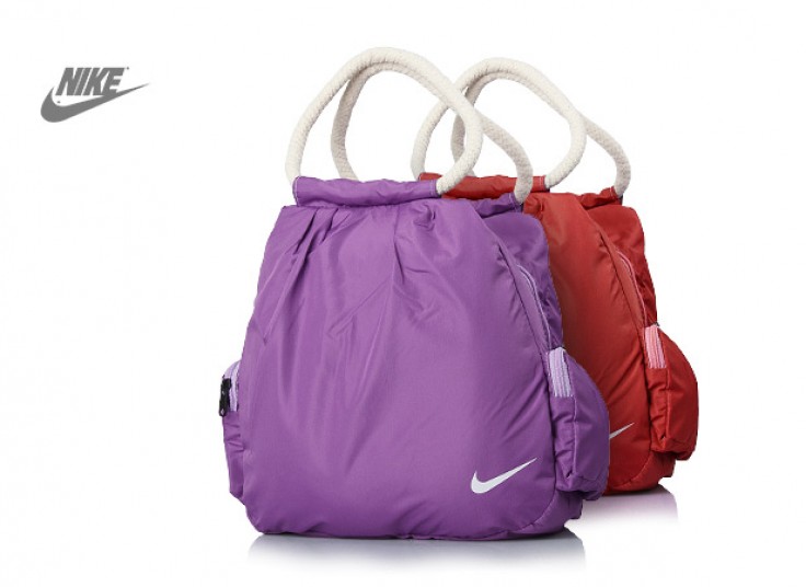 کیف ورزشی زنانه NIKE
