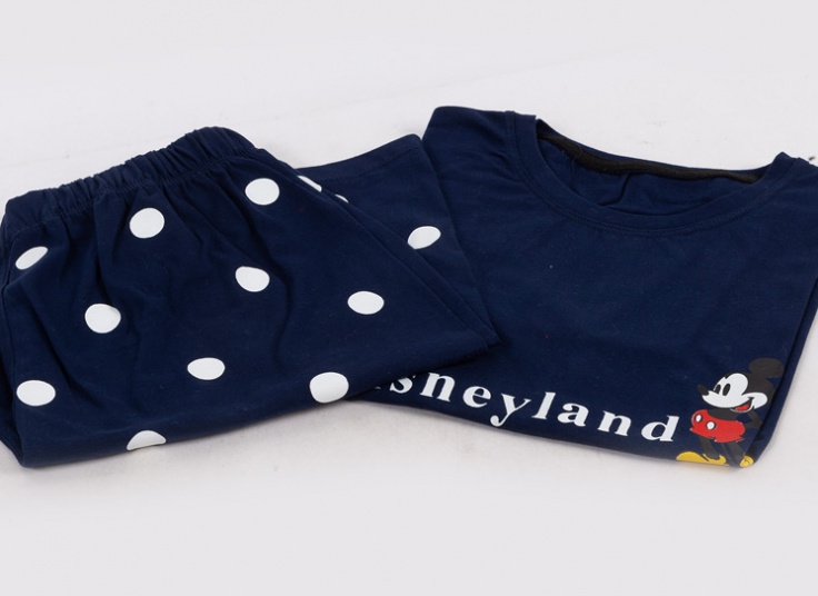 ست کراپ و شلوارک زنانه