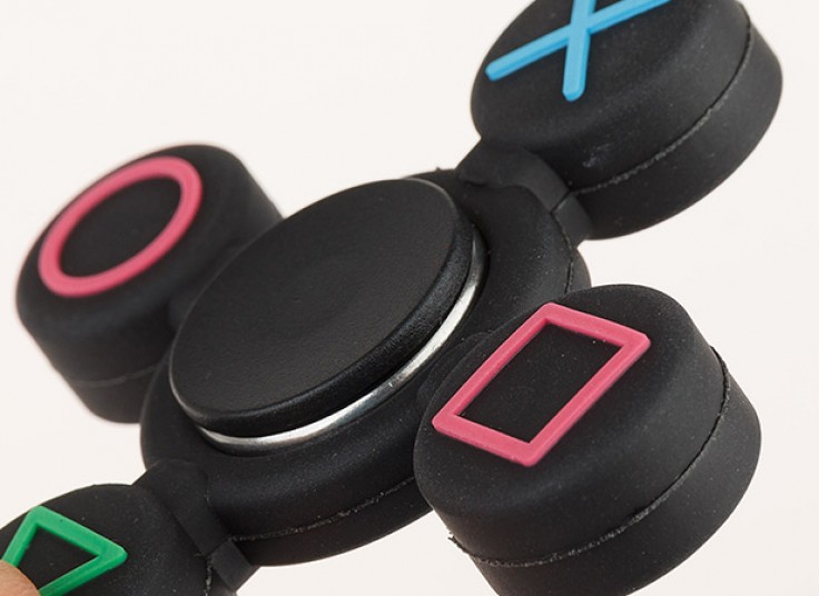 فینگر اسپینر طرح Play Station