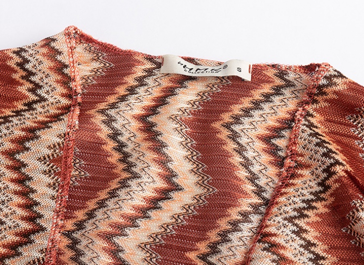 مانتو جلوباز طرحدار HMK