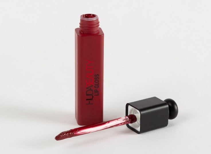 رژ لب Huda Beauty