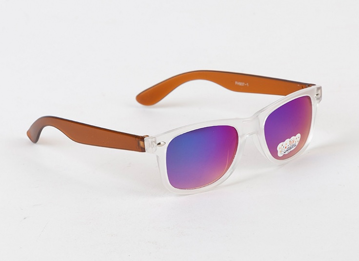 عینک آفتابی بچگانه