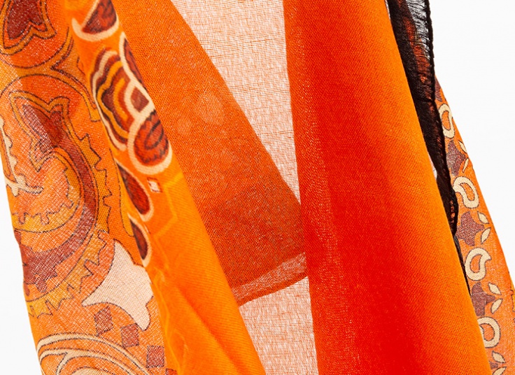 روسری سنتی زنانه