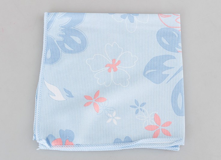 دستمال طرحدار Magic