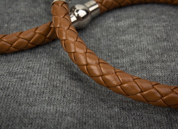 دستبند چرم حصیری