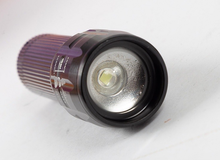 چراغ قوه پلیس