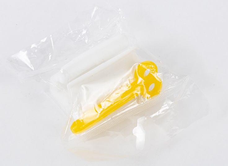 استند خمیر دندان