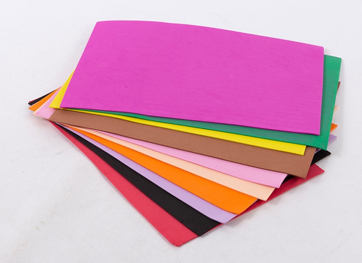 بسته 10 عددی فوم رنگی کاردستی