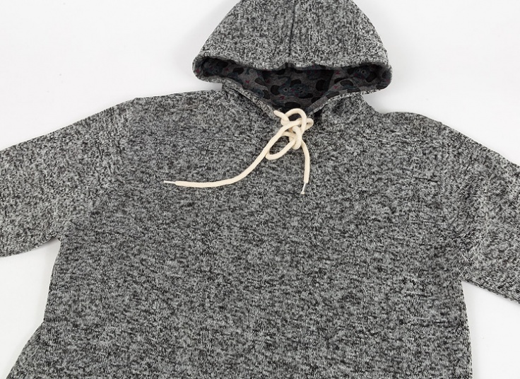 هودی کلاهدار زنانه