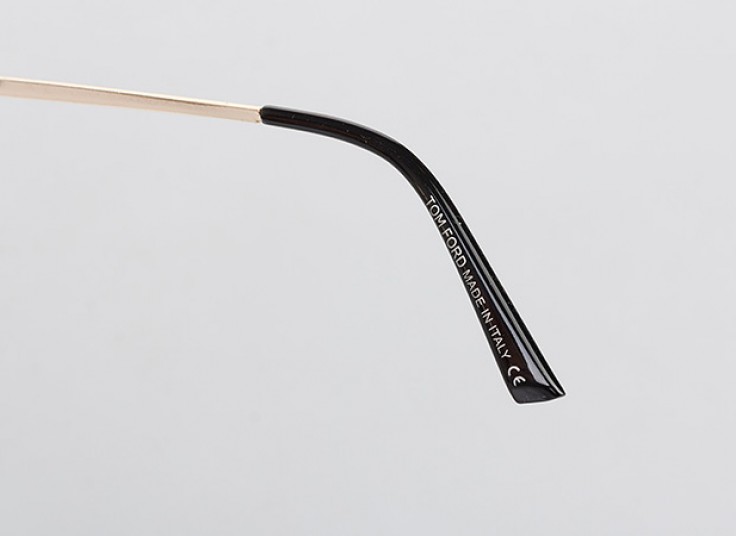 عینک آفتابی طرح Tom Ford