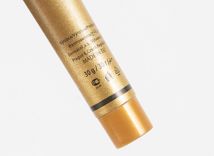 کرم پودر Dermacol مدل MAKEUP COVER