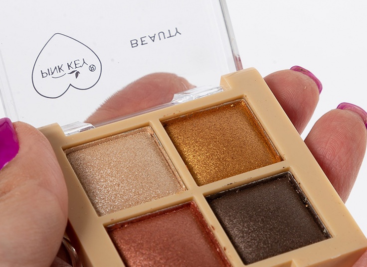 سایه چشم 4 رنگ Pink Key