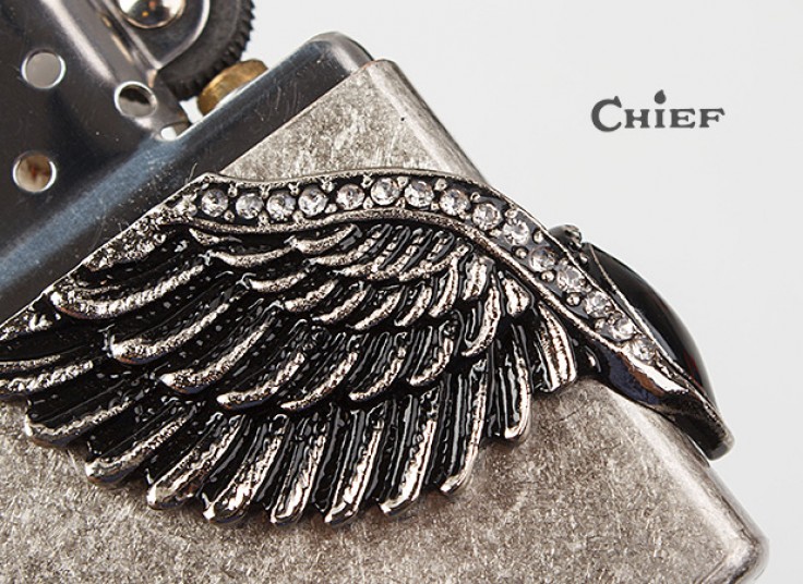 دو مدل فندک CHIEF