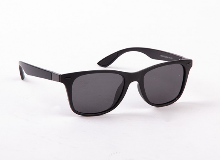 عینک آفتابی پلورایز MERRYS