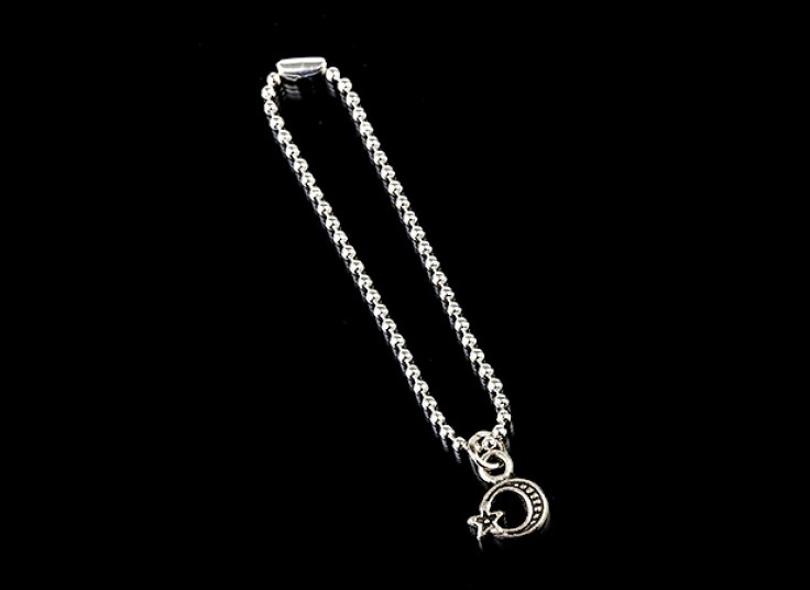 آویز ساعت مچی