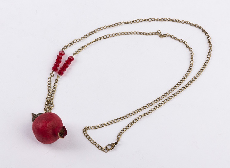 گردنبند انار طبیعی یلدا