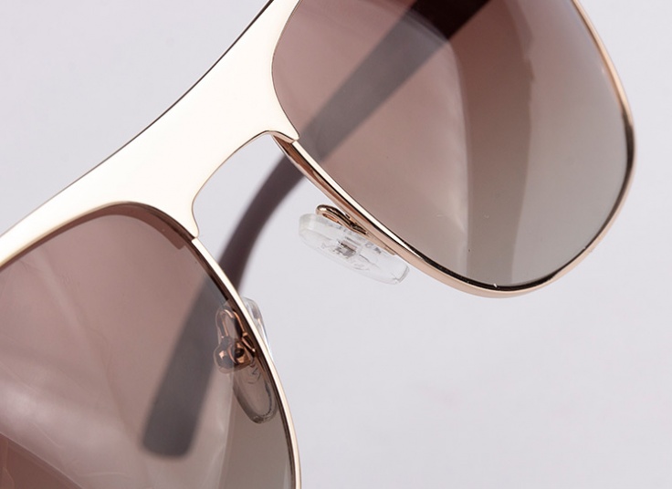 عینک آفتابی پلورایز PRADA