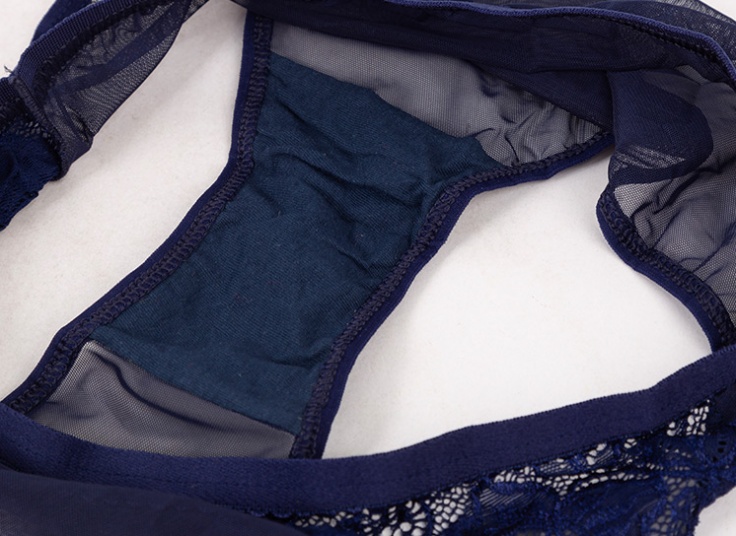 لباس زیر هارنس دار Ailar