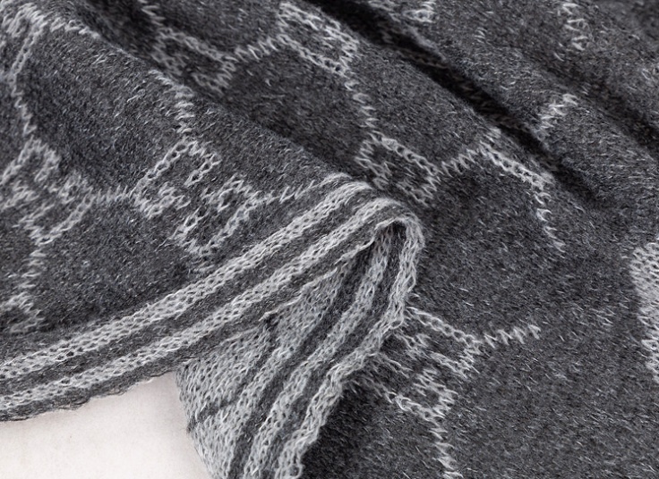 شال بافت زنانه Gucci