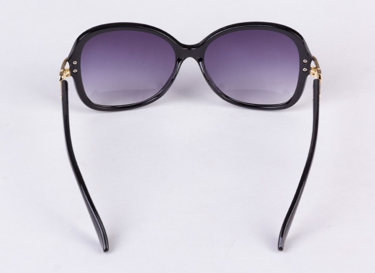 عینک آفتابی زنانه CHANEL سری butterfly