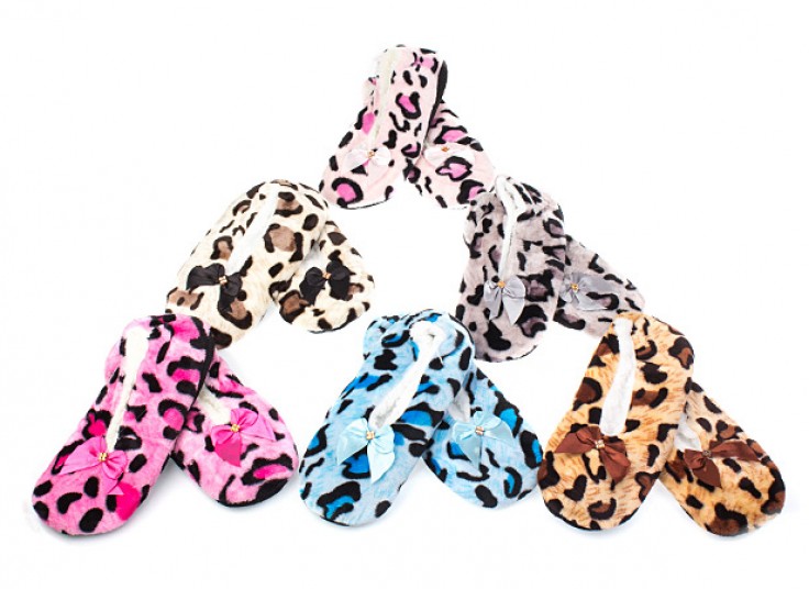 دمپایی روفرشی